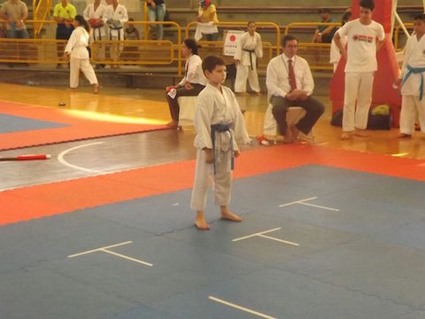 Aaron Escalona obtuvo medalla de bronce en campeonato nacional de Karate