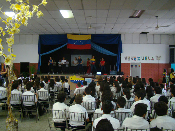 Estudiantes de 6to grado demostraron el arraigo a Venezuela a través del arte